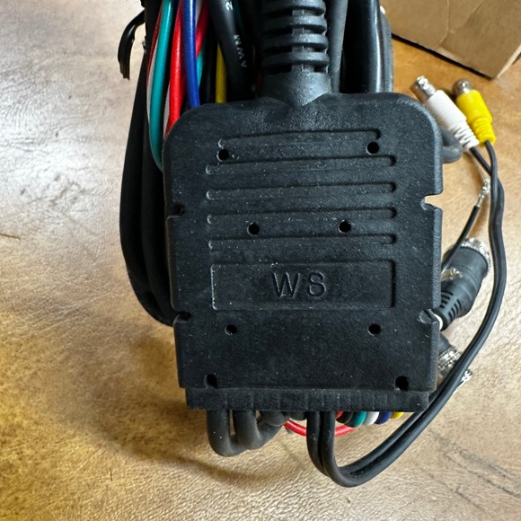 Lot of Assorted‎ Cables Various Plugs - Picture 7 of 10